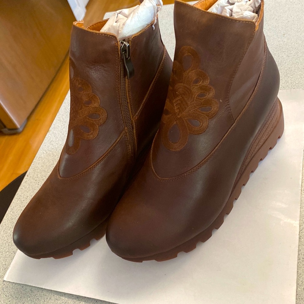 Ham leather shoe